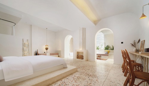 Design Quadruple Room