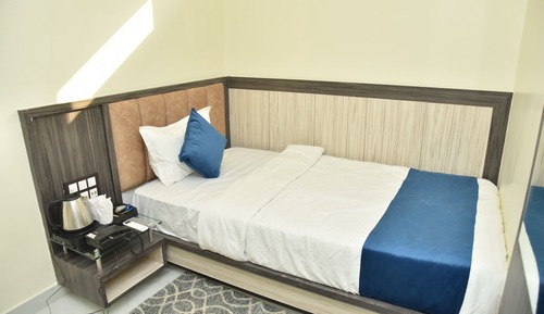 Deluxe Single Room