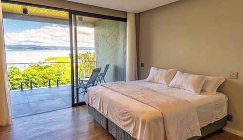 Deluxe Suite, Ocean View