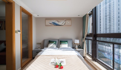 Apartment, Multiple Beds