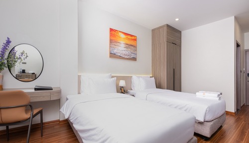 Standard Twin Room, City View