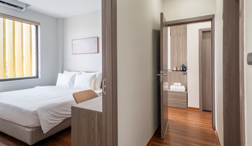 Deluxe Room, City View