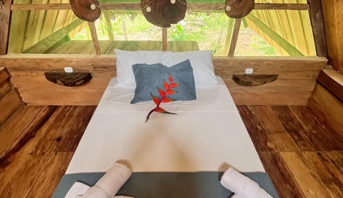 Deluxe Cabin, Lagoon View