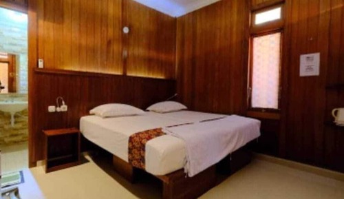 Bungalow, Garden View