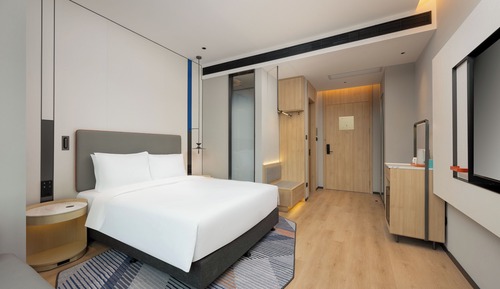 Room, 1 King Bed, Accessible