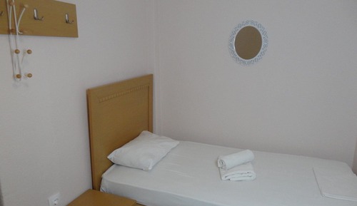 Classic Apartment, Courtyard View