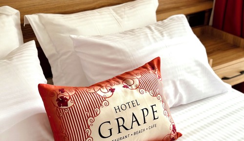 Family Room, Sea View