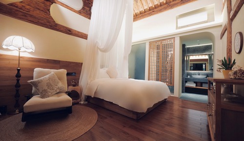 Romantic Double Room