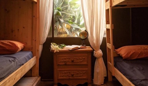 Standard Cabin, Women only, Non Smoking