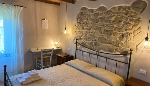 Deluxe Room, Hill View