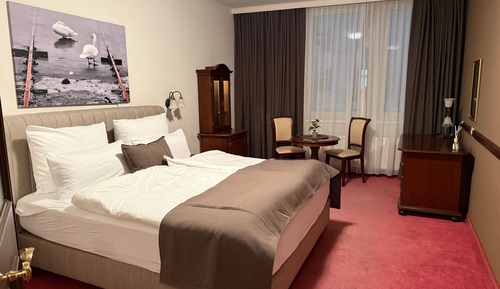 Classic Double Room, Private Bathroom, City View