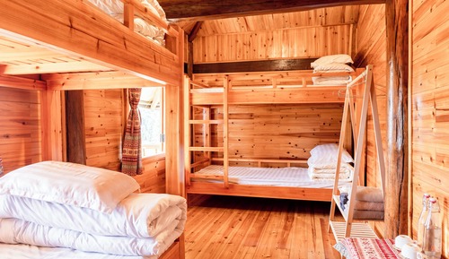 Shared Dormitory, Garden View