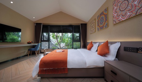 Classic Double Room, Garden View