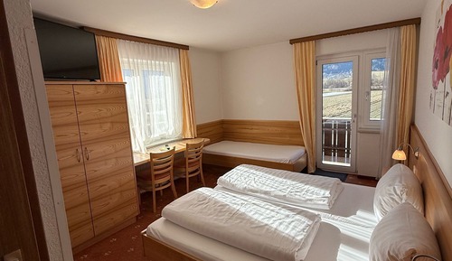 Comfort Triple Room, Balcony, Mountain View