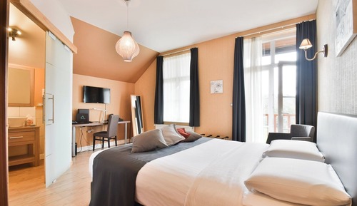 Classic Double Room, Balcony