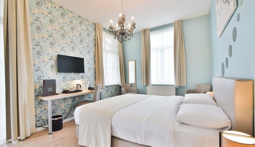 Executive Double Room, Garden View