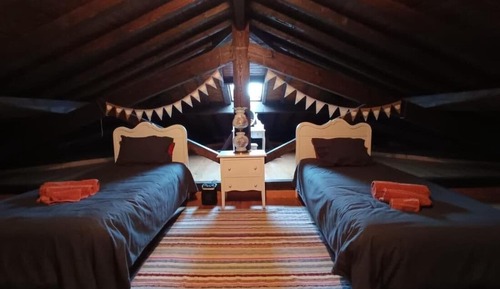 House, 5 Bedrooms, Smoking, Balcony