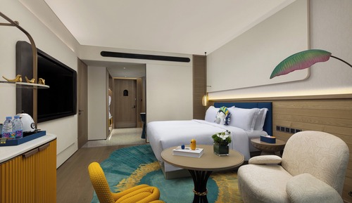 Standard Room, 1 King Bed, Balcony (Super King)