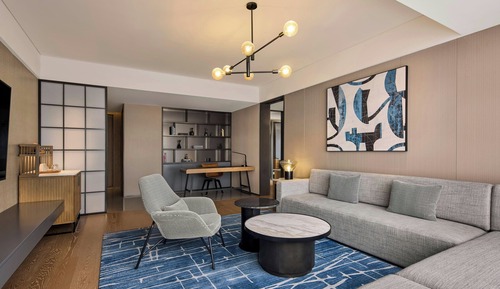 Luxury Suite, 1 King Bed, Bay View