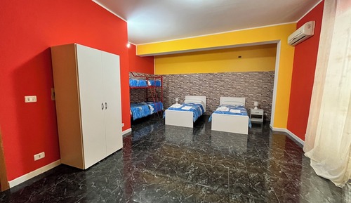 Comfort Apartment, Balcony, Hill View