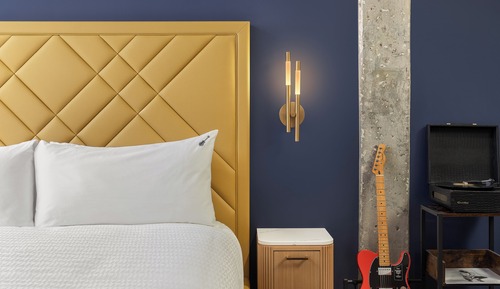 Suite, 1 Queen Bed, Terrace (Gold)