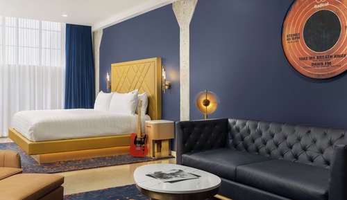 Superior Room (King with Sofa Bed)