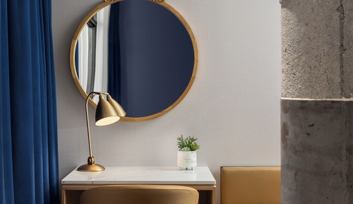 Superior Room, Mobility Accessible (King with Sofa Bed)