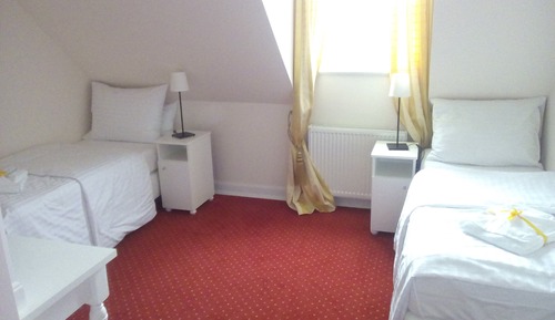 Comfort Double or Twin Room, Golf View
