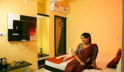 Superior Double Room, Balcony, Pool View