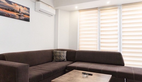 Deluxe Suite, City View