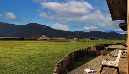 Superior Chalet, Hill View