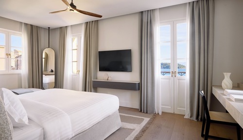 Deluxe Studio Suite, Sea View