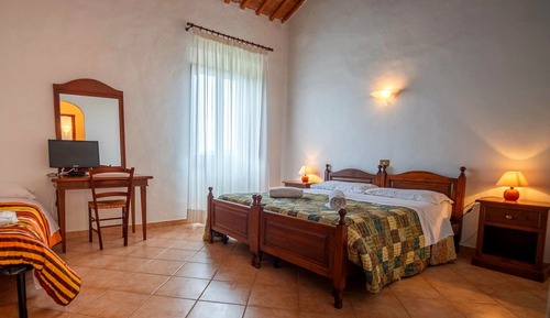 Family Triple Room, Pool View