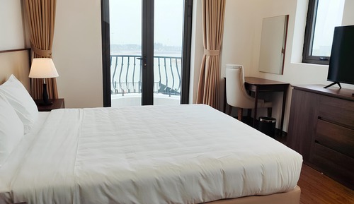 Superior Double Room, Balcony, Lake View