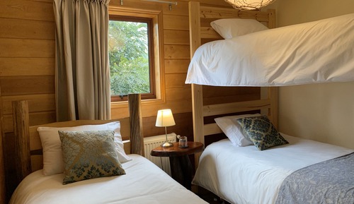 Family Room, Hill View