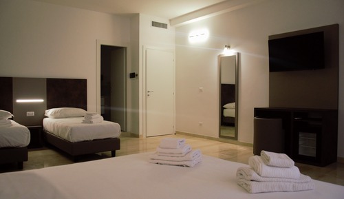 Luxury Quadruple Room