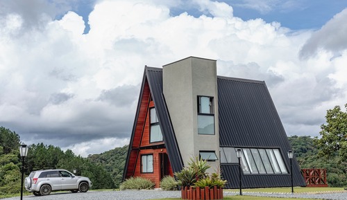 Deluxe Cabin, Hill View