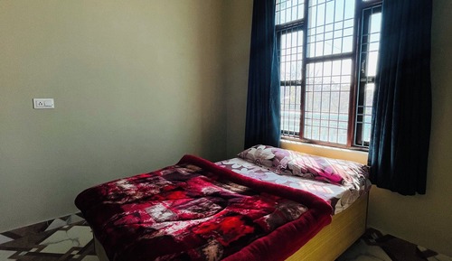 Economy Studio, Balcony, Mountain View