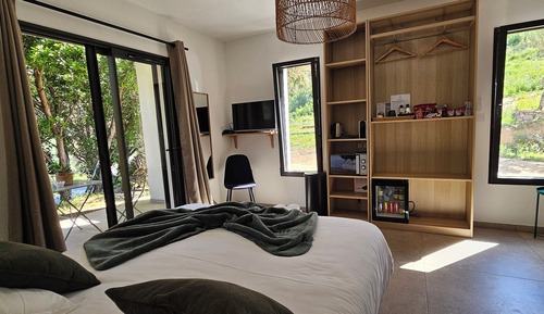 Family Suite, 2 Bedrooms, Mountain View