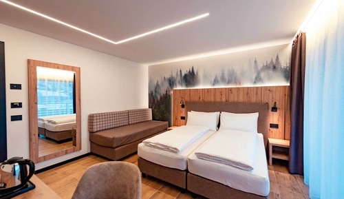 Comfort Triple Room, Balcony