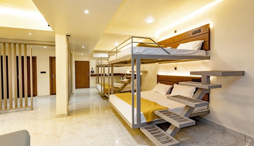 Family Double Room, Balcony, Mountain View