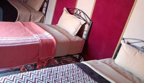 Traditional Triple Room, Desert View