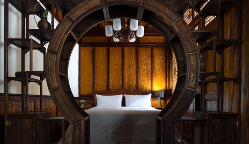 Comfort Suite, Patio, Lake View