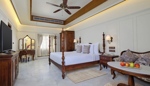 Heritage Grand Room (Couples Only)