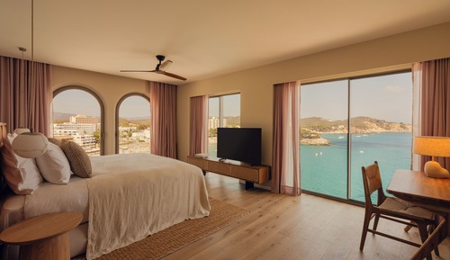 Junior Room, Sea View