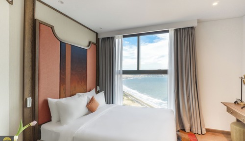 Business Penthouse, 2 Bedrooms, Private Pool, Ocean View