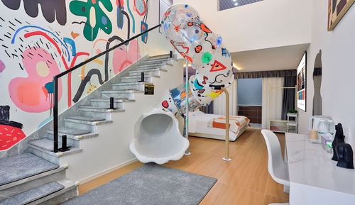 MANHUAN TOUYING JIATIGNFANG