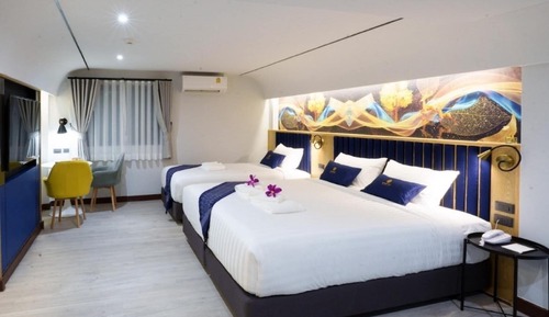 Family Quadruple Room, City View