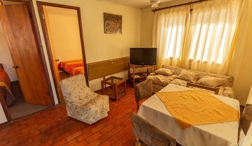 Family Cabin, Pool View