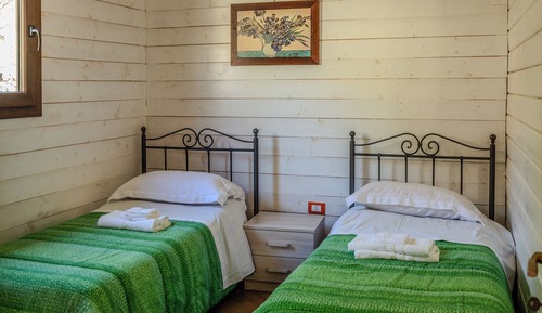 Room, 2 Bedrooms, Patio, Mountain View